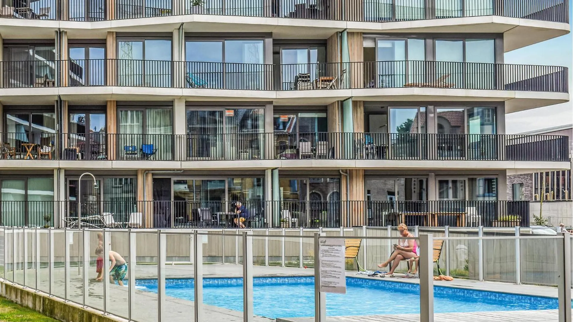 Residentie Crystal Apartment Ostend
